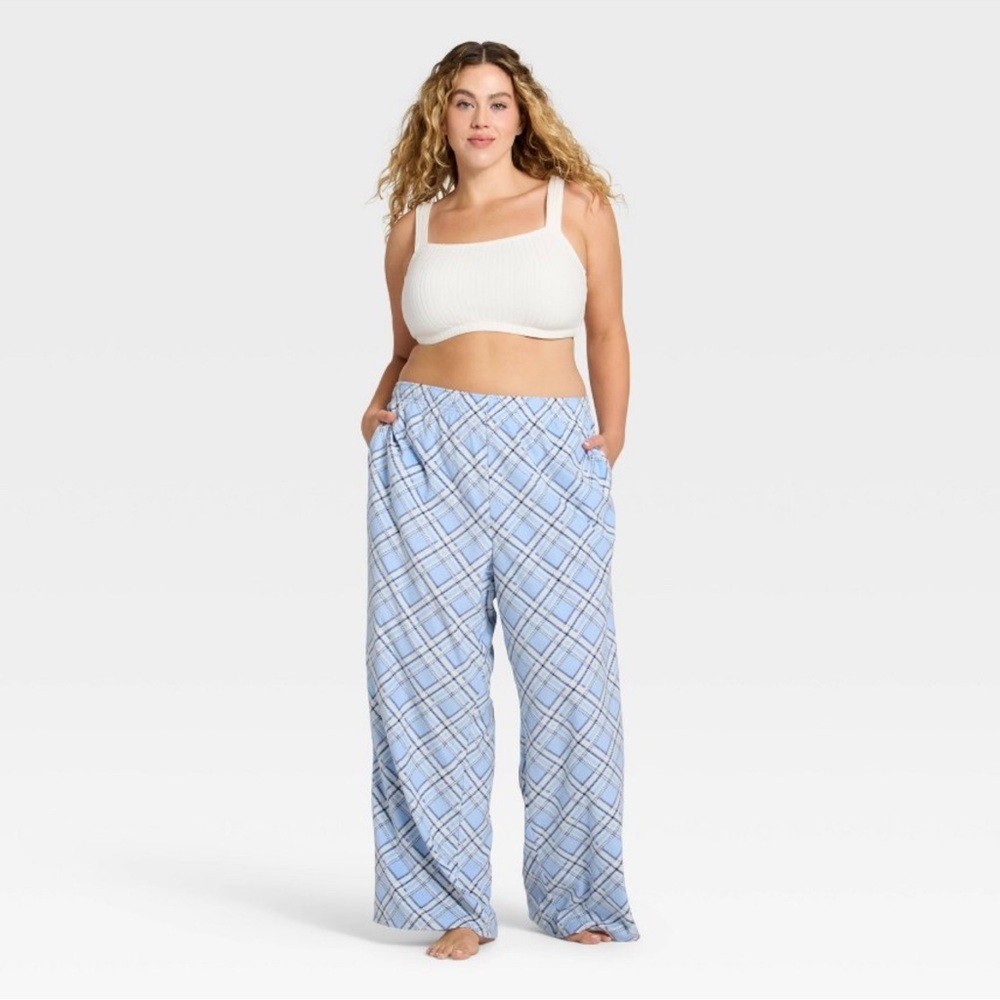 NWT wild fable Women's Microfleece Straight Legs Pajama Pants- Blue Plaid XXL - Picture 3 of 12
